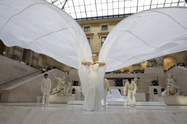 Semi Exclusive Jordan Roth La Nuit de la Mode Fashion Week at the Louvre, Paris on 10 July 2025 Marc Ausset Lacroix Bestimage La Nuit de la Mode Fashion Week at the Louvre, Paris on 10 July 2025 Paris France  Copyright: xMarcxAussetxLacroixx xBestimagexMarcxAussetxLacroixx xBestimagex