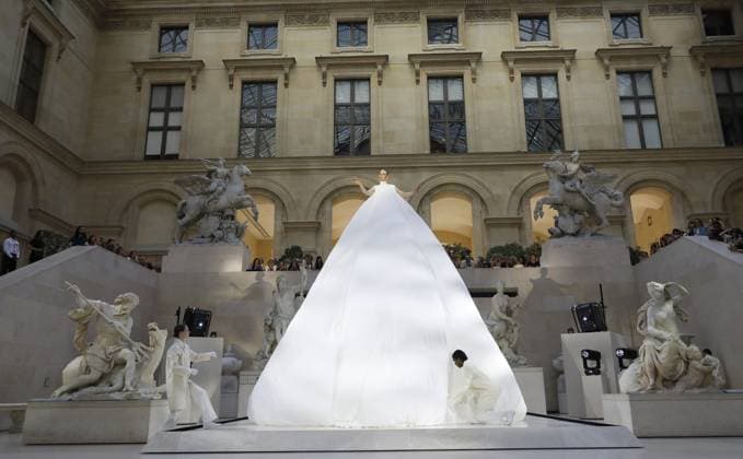 Semi Exclusive Jordan Roth La Nuit de la Mode Fashion Week at the Louvre, Paris on 10 July 2025 Marc Ausset Lacroix Bestimage La Nuit de la Mode Fashion Week at the Louvre, Paris on 10 July 2025 Paris France  Copyright: xMarcxAussetxLacroixx xBestimagexMarcxAussetxLacroixx xBestimagex