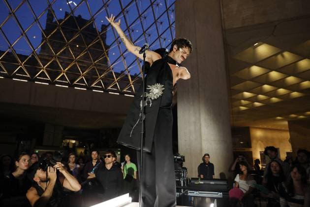 Semi Exclusive Lucky Love La Nuit de la Mode Fashion Week at the Louvre, Paris on 10 July 2025 Marc Ausset Lacroix Bestimage La Nuit de la Mode Fashion Week at the Louvre, Paris on 10 July 2025 Paris France  Copyright: xMarcxAussetxLacroixx xBestimagexMarcxAussetxLacroixx xBestimagex