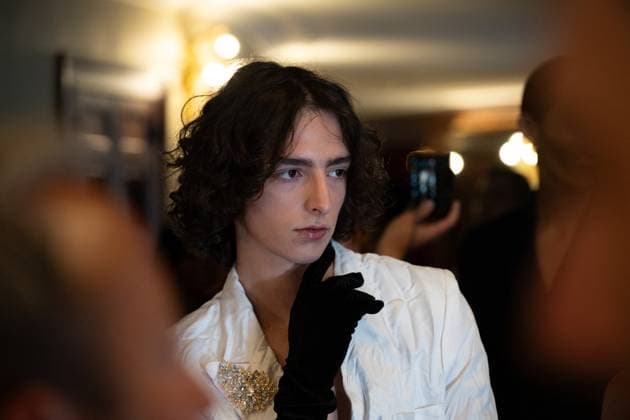 Peet Dullaert Fashion Show Haute Couture Fall Winter 2025 2026 Collection during Paris Fashion Week on july 10th 2025 Jonathan Jacob Bestimage Peet Dullaert Fashion Show Haute Couture Fall Winter 2025 2026 Collection , during Paris Fashion Week on july 10th 2025 Paris France  Copyright: xJonathanxJacobx xBestimagexJonathanxJacobx xBestimagex