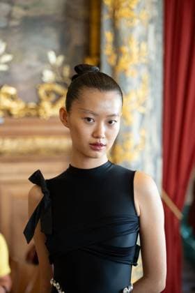Peet Dullaert Fashion Show Haute Couture Fall Winter 2025 2026 Collection during Paris Fashion Week on july 10th 2025 Jonathan Jacob Bestimage Peet Dullaert Fashion Show Haute Couture Fall Winter 2025 2026 Collection , during Paris Fashion Week on july 10th 2025 Paris France  Copyright: xJonathanxJacobx xBestimagexJonathanxJacobx xBestimagex
