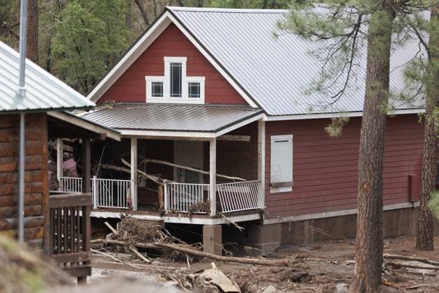 Flash flooding in New Mexico kills 3 RUIDOSO, NEW MEXICO, USA - JULY 11: A view of the destruction in the wake of a flash flood that descended upon the New Mexico mountain community of Ruidoso, New Mexico, United States on July 11, 2025. Torrential rainfall in southern New Mexico caused severe flash flooding on Tuesday, leaving at least three people dead and leading to dozens of emergency rescues, according to US local media. Jorge Salgado Anadolu New Mexico United States. Editorial use only. Please get in touch for any other usage.  Copyright: x2025xAnadoluxJorgexSalgadox