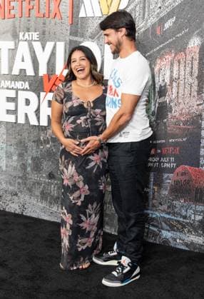 July 11, 2025, Bronx, New York, USA: Gina Rodriguez and Joe Locicero arrive for Katie Taylor vs Amanda Serrano 3 boxing bout at Madison Square Garden in New York, NY on July 11, 2025 Bronx USA - ZUMAr339 20250711_znp_r339_094 Copyright: xLevxRadinx