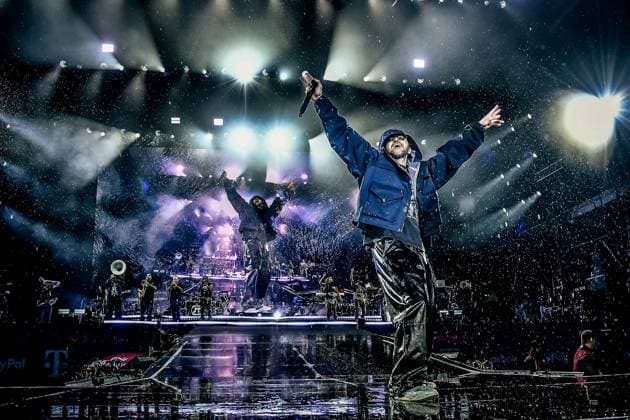 Bilder des Jahres 2025, Entertainment 07 Juli Entertainment Themen der Woche KW28 Entertainment Musik, Lollapalooza Berlin 2025 12.07.2025, xdanx, Entertainment Musik, Lollapalooza Berlin 2025 v.l. Der Saenger Justin Timberlake stehen beim Lollapalooza Festival im Berliner Olympiastadion auf der Buehne. Die zehnte Ausgabe des Musikfestivals findet am Wochenende des 12 und 13. Juli 2025 im Olympiastadion und Olympiapark in Berlin statt. Berlin Olympiastadion Berlin Deutschland (DE) *** Entertainment Music, Lollapalooza Berlin 2025 12 07 2025, xdanx, Entertainment Music, Lollapalooza Berlin 2025 v l The singer Justin Timberlake will be on stage at the Lollapalooza Festival in Berlins Olympiastadion The tenth edition of the music festival will take place on the weekend of July 12 and 13, 2025 at the Olympiastadion and Olymp Copyright: xDanielxLakomskix