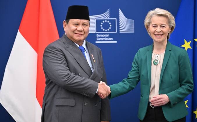 News Themen der Woche KW28 Prabowo Subianto - Ursula von der Leyen meeting in Belgium BRUSSELS, BELGIUM - JULY 13: Indonesian President Prabowo Subianto (L) meets with EU Commission President Ursula von der Leyen (R) in Brussels, Belgium on July 13, 2025. Dursun Aydemir Anadolu Brussels Belgium. Editorial use only. Please get in touch for any other usage.  Copyright: x2025xAnadoluxDursunxAydemirx