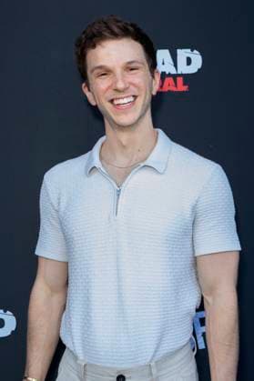 Erik Vogt Nilsen at the premiere of the movie Don t Log Off at the Laemmle Theatre Glendale, 12 07 2025 Foto:xC.xVanxWagonerx xFuturexImagex log_5709