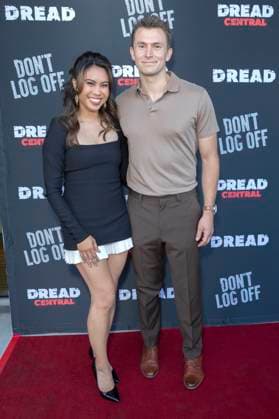 Ashley Argota with husband Mick Torres at the premiere of the movie Don t Log Off at the Laemmle Theatre Glendale, 12 07 2025 Foto:xC.xVanxWagonerx xFuturexImagex log_5731