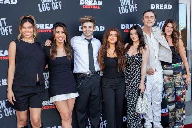 Kara Royster, Ashley Argota, Jack Griffo, Brielle Barbusca, Ariel Winter, Sterling Beaumon and Katie Maringer at the premiere of the movie Don t Log Off at the Laemmle Theatre Glendale, 12 07 2025 Foto:xC.xVanxWagonerx xFuturexImagex log_5744