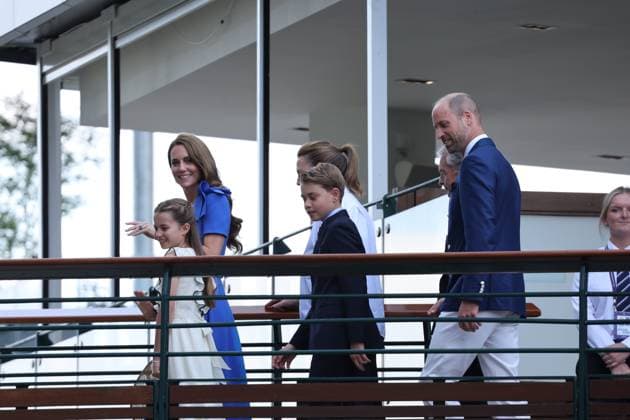 . 13 07 2025. London, United Kingdom. Prince William and Kate Middleton with their children Prince George and Princess Charlotte arriving for the Mens Singles Final on the last day of the Wimbledon Tennis Championships in London .  xStephenxLockx xi-Imagesx IIM-26103-0075