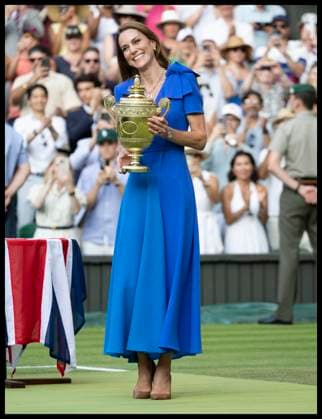 . 13 07 2025. London, United Kingdom. Kate Middleton, The Princess of Wales, presents the Mens Singles Trophy on the last day of the Wimbledon Tennis Championships in London.  xStephenxLockx xi-Imagesx IIM-26103-0216