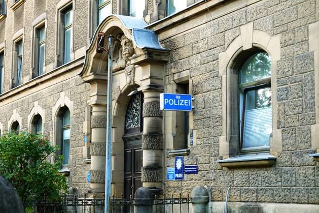 Polizeidirektion Hannover Waterloostr. 9 *** Hanover Police Headquarters Waterloostr 9