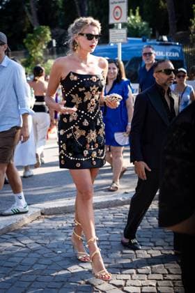 Guests outside of the Dolce & Gabbana fashion show at Foro Romano in Rome, Italy, on 14 July 2025. Guests outside of the Dolce & Gabbana fashion show at Foro Romano in Rome, Italy, on 14 July 2025., Credit:Stefano Costantino TTL Avalon Italy, Rome  Copyright: xStefanoxCostantinoxTTLx xAvalonx 1022123439