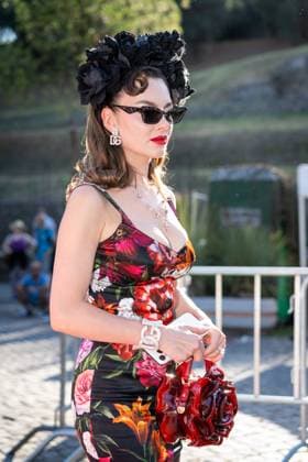 Guests outside of the Dolce & Gabbana fashion show at Foro Romano in Rome, Italy, on 14 July 2025. Guests outside of the Dolce & Gabbana fashion show at Foro Romano in Rome, Italy, on 14 July 2025., Credit:Stefano Costantino TTL Avalon Italy, Rome  Copyright: xStefanoxCostantinoxTTLx xAvalonx 1022123514