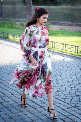 Guests outside of the Dolce & Gabbana fashion show at Foro Romano in Rome, Italy, on 14 July 2025. Guests outside of the Dolce & Gabbana fashion show at Foro Romano in Rome, Italy, on 14 July 2025., Credit:Stefano Costantino TTL Avalon Italy, Rome  Copyright: xStefanoxCostantinoxTTLx xAvalonx 1022123535