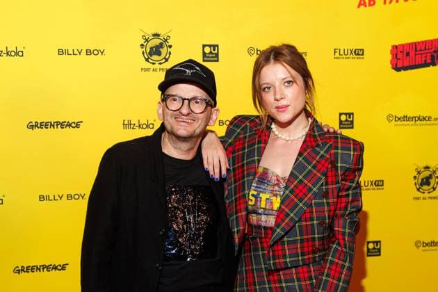 Premiere SchwarzeSchafe Milan Peschel and Jella Haase at the premiere of SchwarzeSchafe at the cinema in the Kulturbrauerei on 15 07 2025 in Berlin Copyright: xEventpressxKochanx