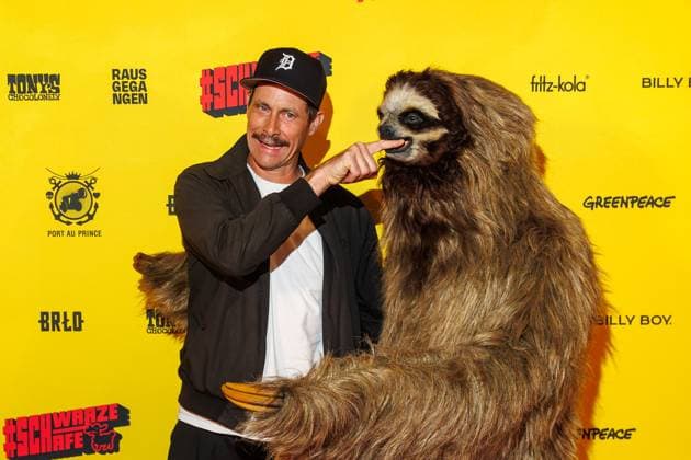 Premiere SchwarzeSchafe Marc Hosemann at the premiere of SchwarzeSchafe at the cinema in the Kulturbrauerei on 15 07 2025 in Berlin Copyright: xEventpressxKochanx