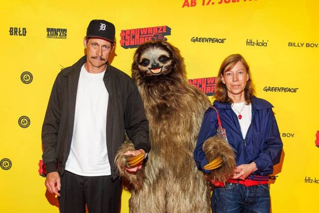 Premiere SchwarzeSchafe Marc Hosemann and Jule Böwe at the premiere of SchwarzeSchafe at the cinema in the Kulturbrauerei on 15 07 2025 in Berlin Copyright: xEventpressxKochanx