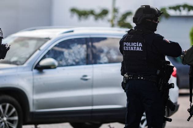 Commander Nitro killed after an attack in Mexico SINALOA, MEXICO - JULY 15: David Cristobal Barraza Sainz, known as Commander Nitro within the Sinaloa State Police, was shot and killed after an attack that took place on Pedro Infante Boulevard at around 1:00 p.m in Sinaloa, Mexico on July 15, 2025. Commander Nitro is the 43rd police officer to be killed in the last 10 months of violence in Sinaloa, as a result of the internal conflict between factions of the Cartel de Sinaloa. Cristobal was traveling with his armored vehicle and was intercepted by an armed commando that ended his life. Stringer Anadolu Sinaloa Mexico. Editorial use only. Please get in touch for any other usage.  Copyright: x2025xAnadoluxStringerx