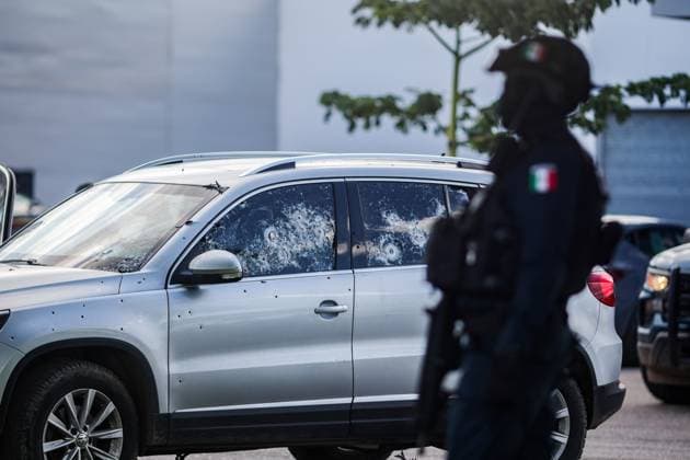 Commander Nitro killed after an attack in Mexico SINALOA, MEXICO - JULY 15: David Cristobal Barraza Sainz, known as Commander Nitro within the Sinaloa State Police, was shot and killed after an attack that took place on Pedro Infante Boulevard at around 1:00 p.m in Sinaloa, Mexico on July 15, 2025. Commander Nitro is the 43rd police officer to be killed in the last 10 months of violence in Sinaloa, as a result of the internal conflict between factions of the Cartel de Sinaloa. Cristobal was traveling with his armored vehicle and was intercepted by an armed commando that ended his life. Stringer Anadolu Sinaloa Mexico. Editorial use only. Please get in touch for any other usage.  Copyright: x2025xAnadoluxStringerx