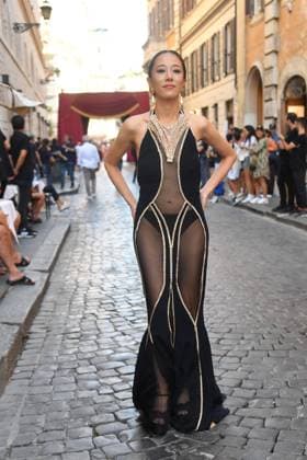 Rome, Italy: Rome, Castel Sant Angelo Dolce & Gabbana Fashion Show Event Parterre, In the photo: Guest Rome Italy  - ZUMAp169 20250715_zea_p169_176 Copyright: xVincenzoxLandix