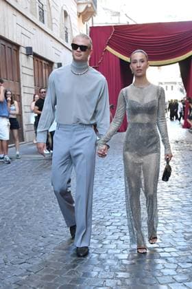 Rome, Italy: Rome, Castel Sant Angelo Dolce & Gabbana Fashion Show Event Parterre, In the photo: Erling Haaland Isabel Haugseng Johansen Rome Italy  - ZUMAp169 20250715_zea_p169_231 Copyright: xVincenzoxLandix