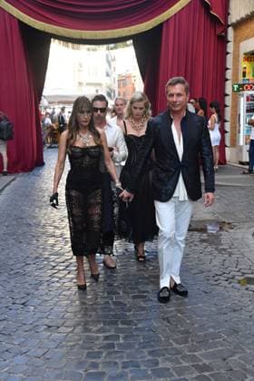 Rome, Italy: Rome, Castel Sant Angelo Dolce & Gabbana Fashion Show Event Parterre, In the photo: Guest Rome Italy  - ZUMAp169 20250715_zea_p169_245 Copyright: xVincenzoxLandix