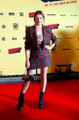 Jella Haase at the premiere of the feature film Schwarze Schafe at the KulturBrauerei cinema in Berlin, 15 07 2025 Foto:xA.xBuggex xFuturexImagex schafe_5719