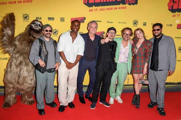 abb Milan Peschel, Oliver Rihs, Jella Haase, Yasin Harrouk and Tobias Jundt Actors as guests at the premiere of the film SchwarzeSchafe at the cinema in the Kultur Brauerei on July 15, 2025 in Berlin Berlin Germany