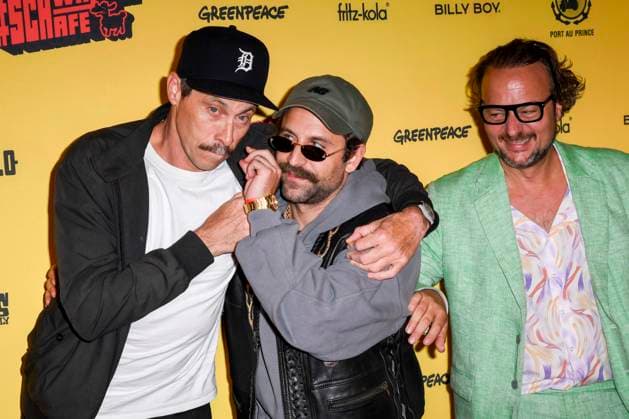 abb Marc Hosemann, Arman Kashani and Oliver Rihs as guests at the premiere of the film SchwarzeSchafe at the Kultur Brauerei cinema on July 15, 2025 in Berlin Berlin Germany