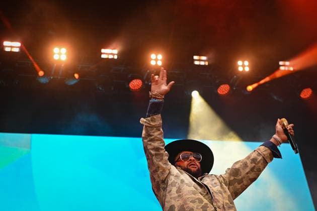 Jamaican-American musician Shaggy (Orville Richard Burrell ) performs during the 22nd international music festival Colours of Ostrava started in Ostrava, Czech Republic, on July 16, 2025. (CTKxPhoto JaroslavxOzana) CTKPhotoP2025071607228  CTKPhotoP2025071607228