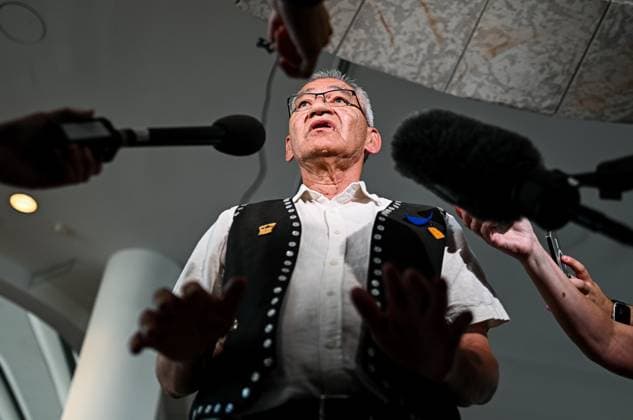 July 16, 2025, Gatineau, Qc, Canada: WetöÄÃ suwetöÄÃ en Hereditary Chief NaöÄÃ Moks speaks to reporters on the sidelines of the First Nations Summit at the Canadian Museum of History in Gatineau, Que., on Wednesday, July 16, 2025. Gatineau Canada  - ZUMAc35_ 20250716_zaf_c35_052 Copyright: xSpencerxColbyx