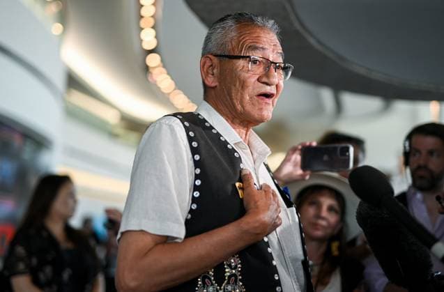 July 16, 2025, Gatineau, Qc, Canada: WetöÄÃ suwetöÄÃ en Hereditary Chief NaöÄÃ Moks speaks to reporters on the sidelines of the First Nations Summit at the Canadian Museum of History in Gatineau, Que., on Wednesday, July 16, 2025. Gatineau Canada  - ZUMAc35_ 20250716_zaf_c35_055 Copyright: xSpencerxColbyx