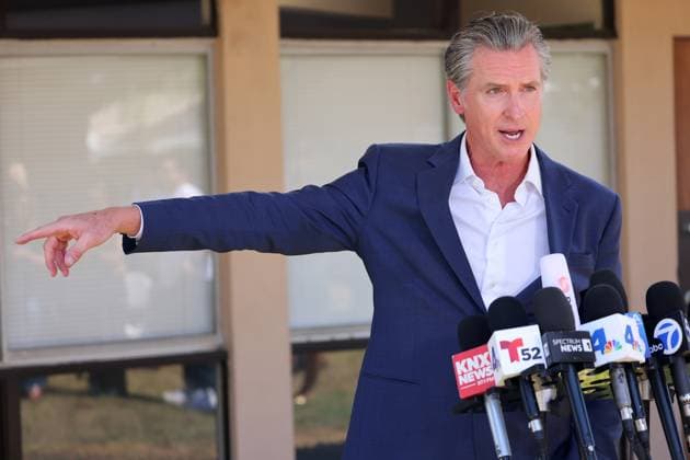 Bilder des Jahres 2025, News 07 Juli July 16, 2025, Downey, California, USA: California Governor Gavin Newsom holds a media availability to speak on the federal government s demobilization of 2,000 National Guard members, as well as the effect of illegal immigration raids on immigrant communities across California on in Downey, California on Wednesday, July 16, 2025. Downey USA - ZUMAa01_ 20250716_zaf_a01_005 Copyright: xJonathanxAlcornx