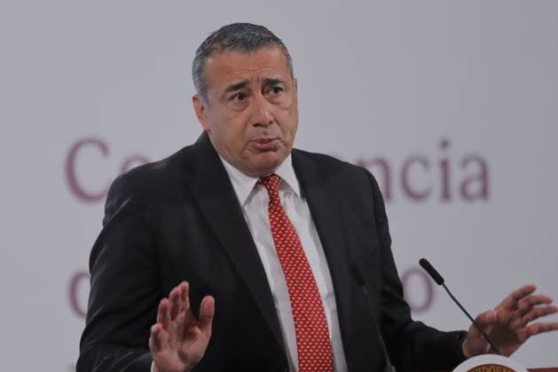 Bimbo CEO Jose Manuel Gonzalez Guzman, speaks about the investment in seven states to modernize production plants. during a briefing at the National Palace. on July 17, 2025 in Mexico City, Mexico. Mexico City Mexico - ZUMAe321 20250717_zia_e321_018 Copyright: xCarlosxSantiagox