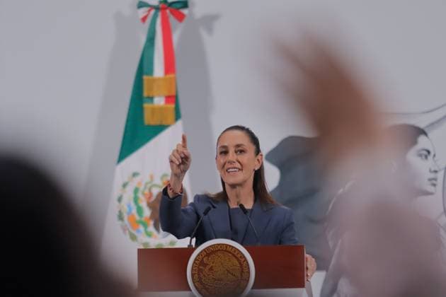 MexicoÃ¢â‚¬â ¢s President Claudia Sheinbaum Pardo, speaks about the about the fight against fentanyl and strengthening operations to combat cartels. during a briefing at the National Palace. on July 17, 2025 in Mexico City, Mexico. Mexico City Mexico - ZUMAe321 20250717_zia_e321_022 Copyright: xCarlosxSantiagox