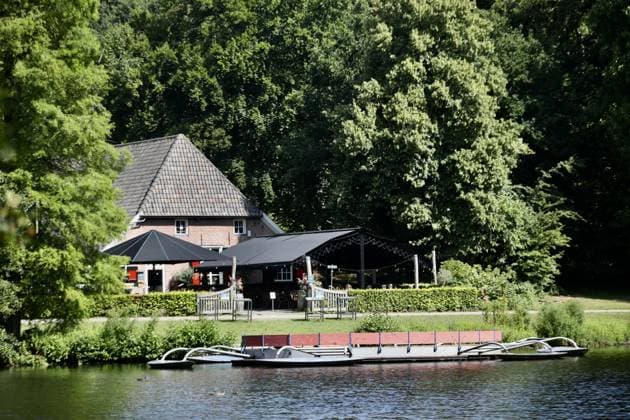 For 126 years, Park Sonsbeek in the Netherland has offered Arnhem residents a peaceful space ARNHEM, NETHERLANDS - JULY 18: A general view of Park Sonsbeek in Arnhem, Netherlands, on July 18, 2025. Open to the public for 126 years, the historic park is one of the city’s most iconic landmarks, offering a peaceful retreat with its waterfalls, duck-filled ponds, and walking paths surrounded by lush greenery. Ilyas Gun Anadolu Arnhem Netherlands. Editorial use only. Please get in touch for any other usage.  Copyright: x2025xAnadoluxIlyasxGunx