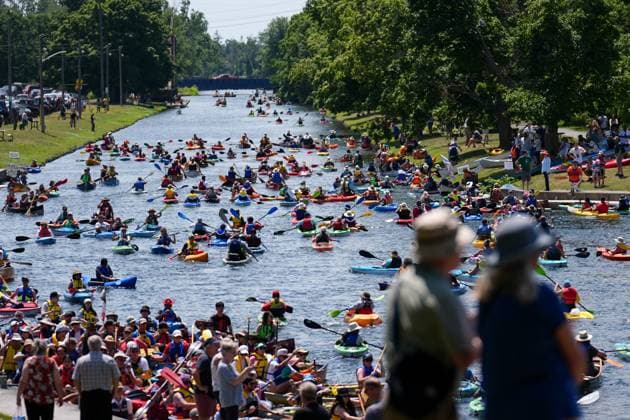 Lock & Paddle 2025 in Canada PETERBOROUGH, CANADA - JULY 19 : Hundreds of paddlers attend the Lock & Paddle 2025 event at historic Peterborough Lift Lock within ‘Canada’s Parks Day’ in Peterborough, Ontario, Canada on July 19, 2025. Participants are lifted up and down the historic lock, located on the Trent Canal at Trent-Severn Waterway National Historic Site, as part of the Canada’s Parks Day event, celebrated on the third Saturday of July each year. Mert Alper Dervis Anadolu Ontario Canada. Editorial use only. Please get in touch for any other usage.  Copyright: x2025xAnadoluxMertxAlperxDervisx