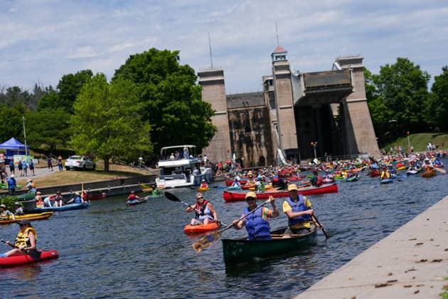 Lock & Paddle 2025 in Canada PETERBOROUGH, CANADA - JULY 19 : Hundreds of paddlers attend the Lock & Paddle 2025 event at historic Peterborough Lift Lock within ‘Canada’s Parks Day’ in Peterborough, Ontario, Canada on July 19, 2025. Participants are lifted up and down the historic lock, located on the Trent Canal at Trent-Severn Waterway National Historic Site, as part of the Canada’s Parks Day event, celebrated on the third Saturday of July each year. Mert Alper Dervis Anadolu Ontario Canada. Editorial use only. Please get in touch for any other usage.  Copyright: x2025xAnadoluxMertxAlperxDervisx