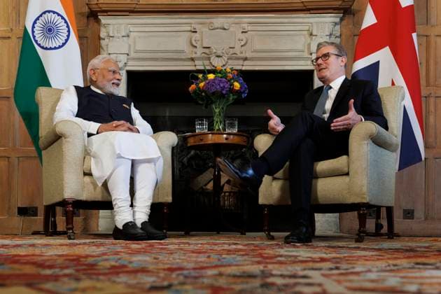 Prime Minister Keir Starmer meets Narendra Modi at Chequers 24 07 2025. Ellesborough, United Kingdom. Prime Minister Keir Starmer meets Narendra Modi, the Prime Minister of India at Chequers., Credit:Lauren Hurley Avalon United Kingdom, Buckinghamshire, Ellesborough, Chequers  Copyright: xLaurenxHurleyx xAvalonx 1025348685
