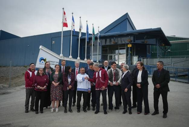 July 24, 2025, Inuvik, Nt, CANADA: Prime Minister Mark Carney shakes hands with Nunatsiavut Government President Johannes Lampe, centre left, while gathering for a group photo before attending a meeting of the Inuit-Crown Partnership Committee, in Inuvik, N.W.T., on Thursday, July 24, 2025. Inuvik CANADA - ZUMAc35_ 20250724_zaf_c35_019 Copyright: xDarrylxDyckx