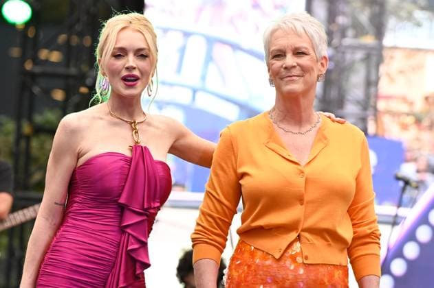 July 24, 2025, Mexico City, Ciudad de Mexico, Mexico: Lindsay Lohan and Jamie Lee Curtis pose for photos during the purple carpet for Freakier Friday movie at Cinepolis Toreo Parque Central. on July 24, 2025 in Mexico City, Mexico. Mexico City Mexico - ZUMAe321 20250724_zea_e321_024 Copyright: xCarlosxTischlerx