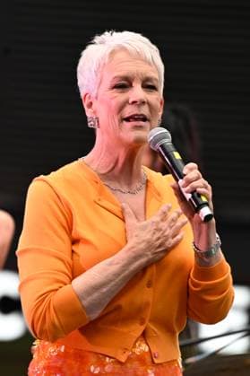 July 24, 2025, Mexico City, Ciudad de Mexico, Mexico: Actress Jamie Lee Curtis is interview during the purple carpet for Freakier Friday movie at Cinepolis Toreo Parque Central. on July 24, 2025 in Mexico City, Mexico. Mexico City Mexico - ZUMAe321 20250724_zea_e321_094 Copyright: xCarlosxTischlerx