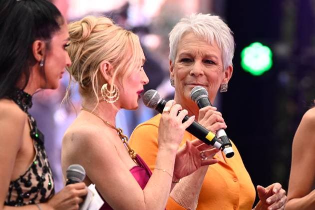 July 24, 2025, Mexico City, Ciudad de Mexico, Mexico: Lindsay Lohan and Jamie Lee Curtis are interview during the purple carpet for Freakier Friday movie at Cinepolis Toreo Parque Central. on July 24, 2025 in Mexico City, Mexico. Mexico City Mexico - ZUMAe321 20250724_zea_e321_114 Copyright: xCarlosxTischlerx