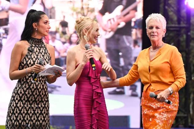 July 24, 2025, Mexico City, Ciudad de Mexico, Mexico: Lindsay Lohan and Jamie Lee Curtis are interview during the purple carpet for Freakier Friday movie at Cinepolis Toreo Parque Central. on July 24, 2025 in Mexico City, Mexico. Mexico City Mexico - ZUMAe321 20250724_zea_e321_101 Copyright: xCarlosxTischlerx