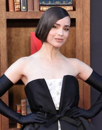 Netflix s My Oxford Year Premiere - LA Sofia Carson At Netflix s My Oxford Year Los Angeles Premiere At Netflix Tudum Theater , In Los Angeles CA, USA on July 24, 2025. Photo by Fati S ABACAPRESS.COM Lso Angeles CA United States  Copyright: xFatixSadou ABACAPRESS.COMx