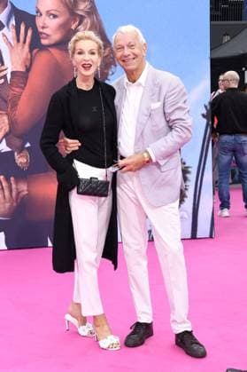 Grit Weiss and Jo Groebel at the German premiere of DIE NACKTE KANONE in Berlin on 24 07 2025