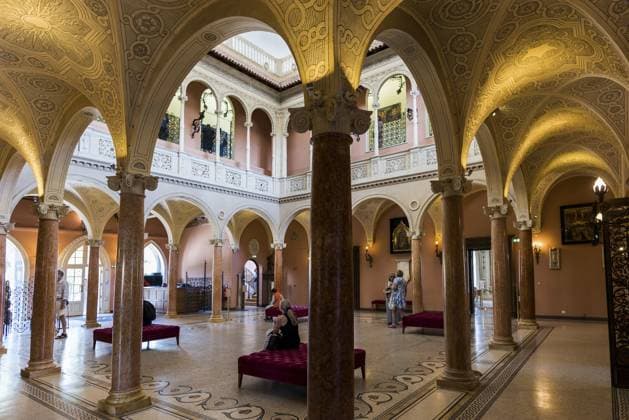 Innenansicht, Villa Ephrussi de Rothschild, Saint-Jean-Cap-Ferrat, Cap Ferrat, Alpes Maritimes, Provence Alpes Cote d Azur, Französische Riviera, Südfrankreich, Frankreich Interior view, Villa Ephrussi de Rothschild, Saint-Jean-Cap-Ferrat, Cap Ferrat, Alpes Maritimes, Provence Alpes Cote d Azur, French Riviera, South of France, France Copyright: imageBROKER DanielxSchoenen ibldjs14405417.jpg