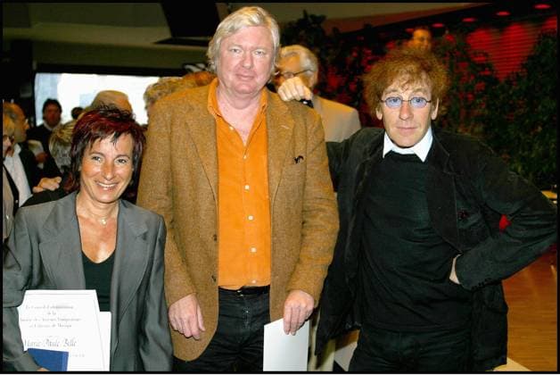Archives - Marie Paule-Belle, David Mc Neil (Prix Lucien et Jean Boyer) et Alain Souchon Remise des prix de printemps 2004 de la SACEM dans les locaux de la SACEM Neuilly sur Seine France *** Archives Marie Paule Belle, David Mc Neil Prix Lucien et Jean Boyer and Alain Souchon SACEMs 2004 spring awards ceremony at SACEM Neuilly sur Seine France  Copyright: xGuillaumexGaffiot BestimagexGuillaumexGaffiot Bestimagex