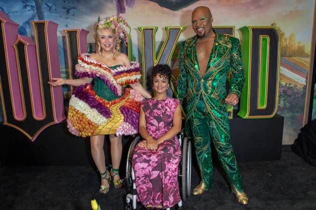 Ashley Eckstein, Marissa Bode and Michael James Scott at the 11th annual Her Universe Fashion Show at San Diego Comic Con International 2025 at the Manchester Grand Hyatt San Diego, 24 07 2025 Foto:xC.xVanxWagonerx xFuturexImagex universe_5721
