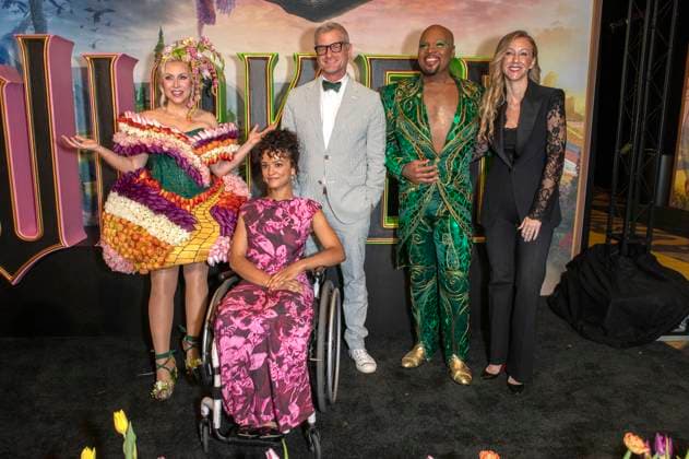 Ashley Eckstein, Marissa Bode, Marc Malkin, Michael James Scott and Robin Motts at the 11th annual Her Universe Fashion Show at San Diego Comic Con International 2025 at the Manchester Grand Hyatt San Diego, 24 07 2025 Foto:xC.xVanxWagonerx xFuturexImagex universe_5722